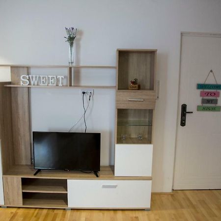 Airport Rest Apartments ベオグラード エクステリア 写真