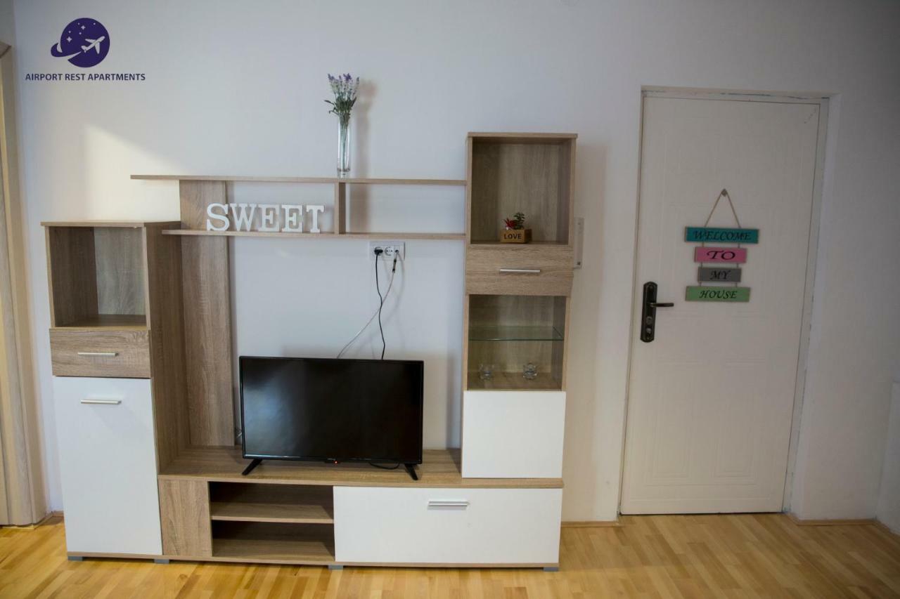 Airport Rest Apartments ベオグラード エクステリア 写真
