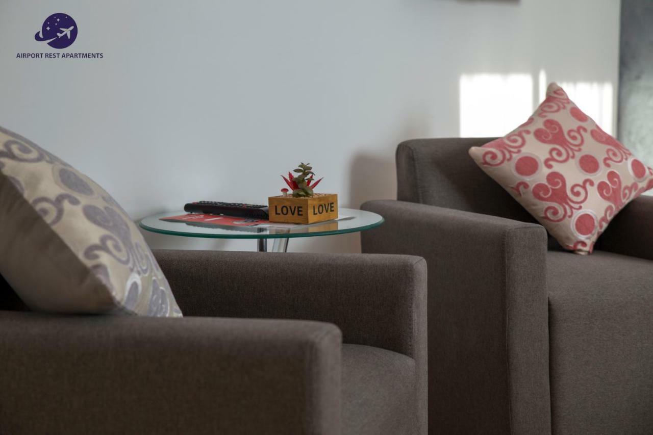 Airport Rest Apartments ベオグラード エクステリア 写真