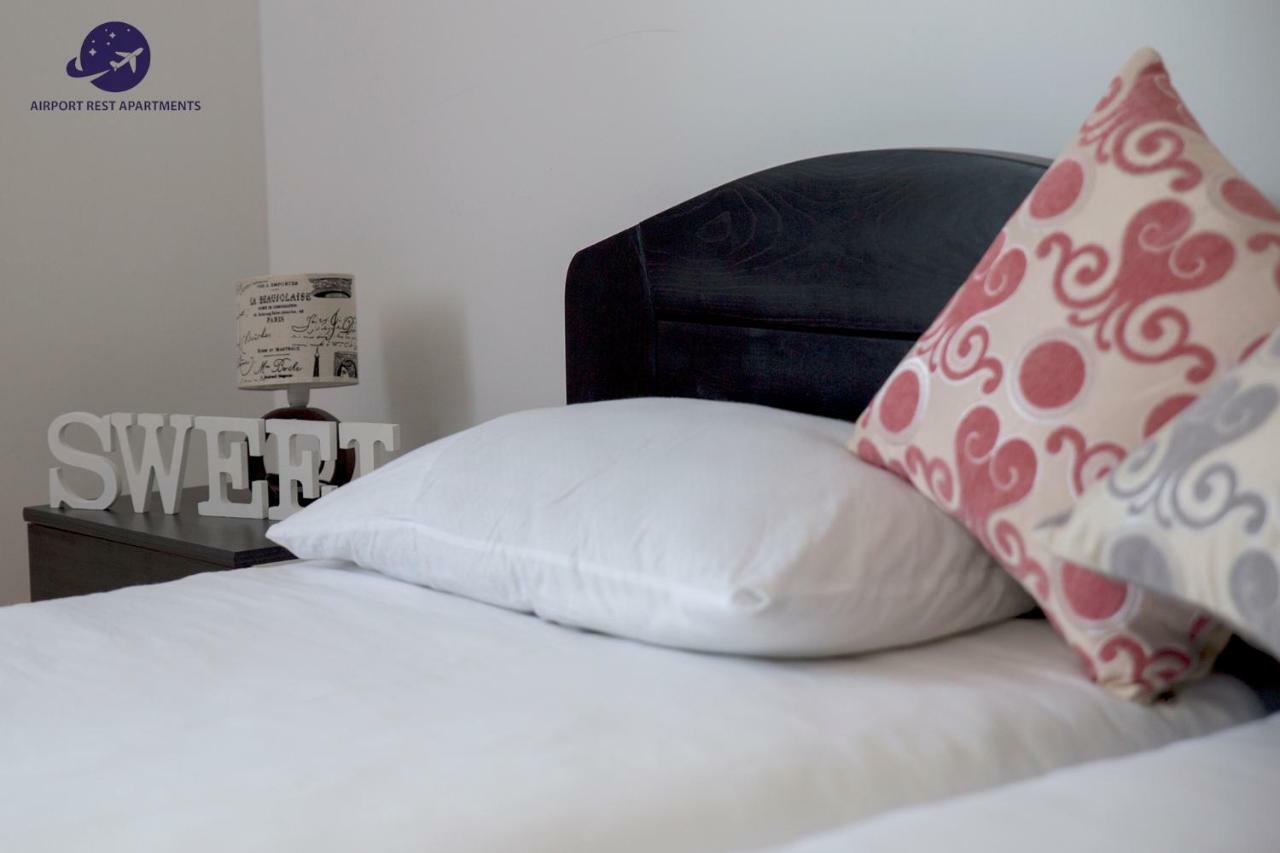 Airport Rest Apartments ベオグラード エクステリア 写真