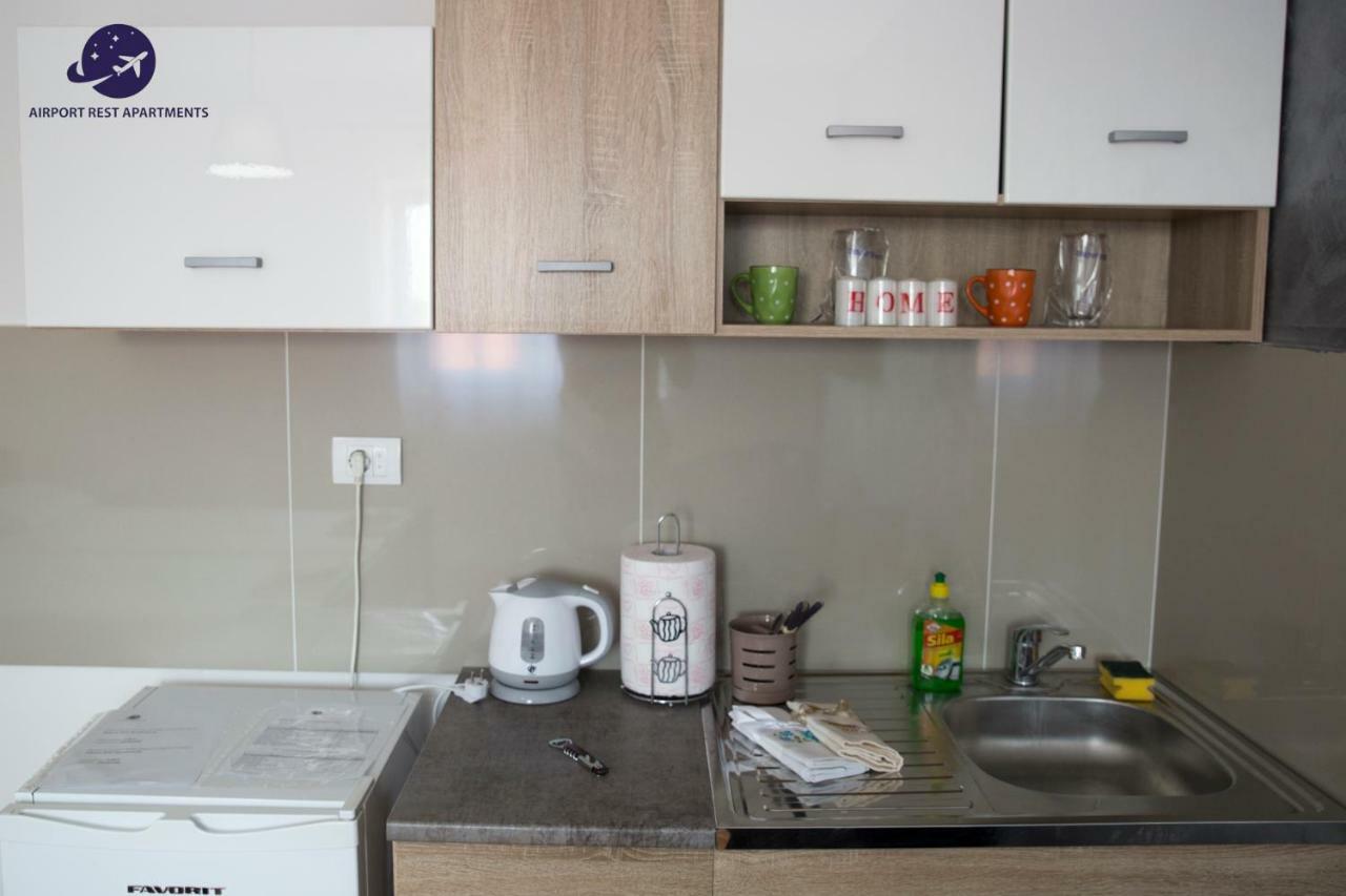Airport Rest Apartments ベオグラード エクステリア 写真